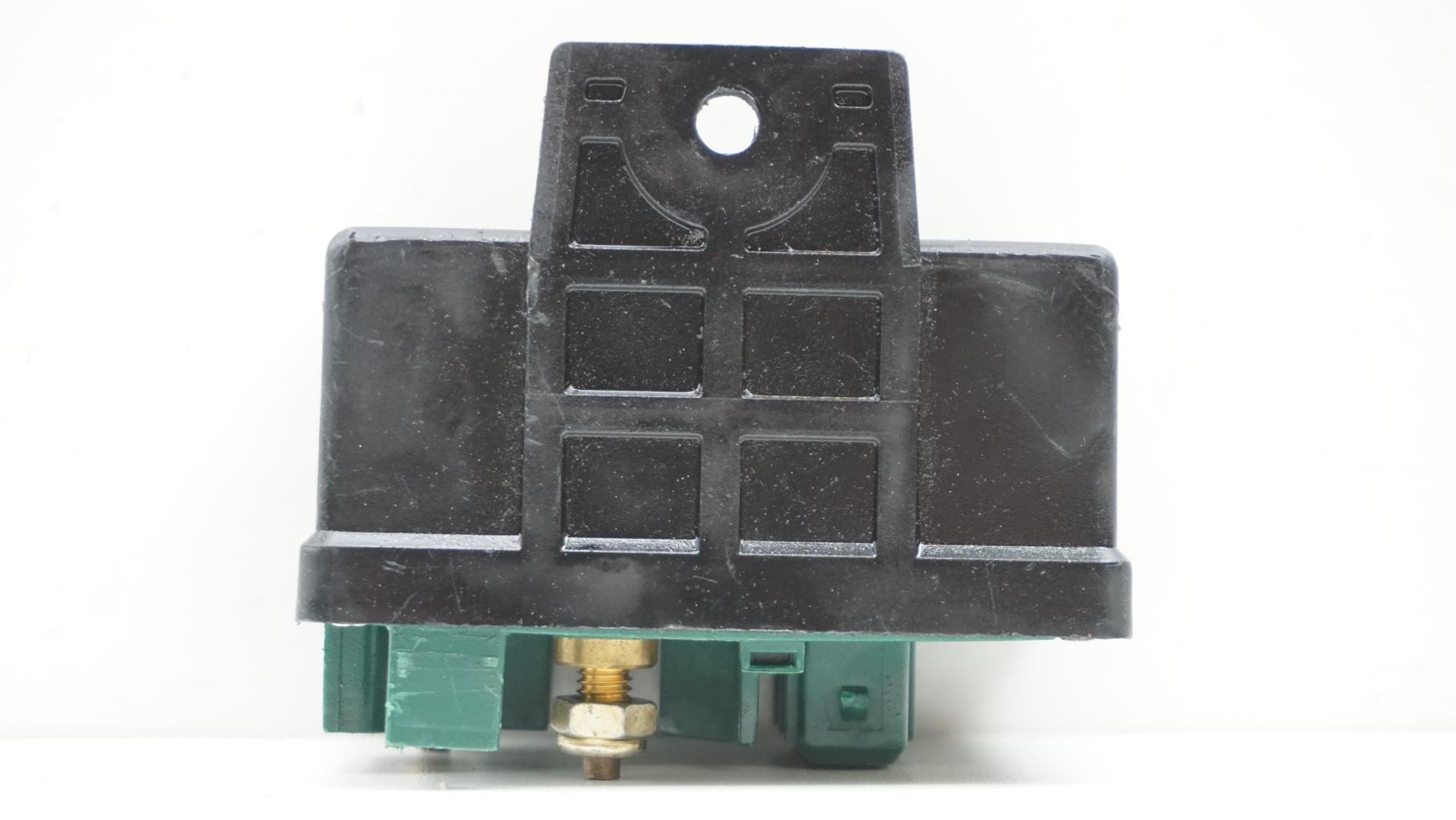 Relais de prechauffage PEUGEOT 607 PHASE 1 Diesel - 1
