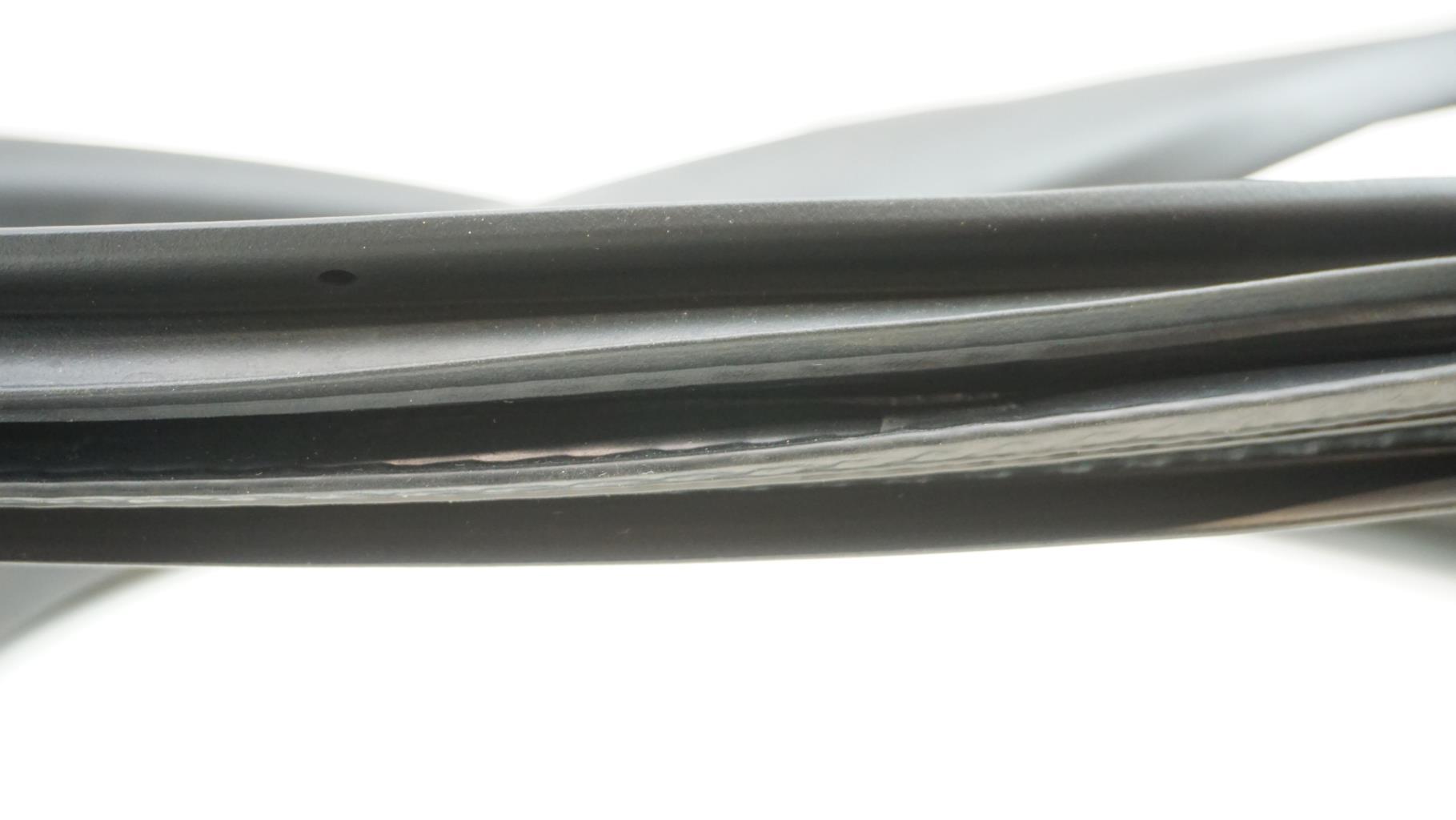 Guarnizione sportello posteriore destro RENAULT CLIO 5 PHASE 1 Gasolina - 1