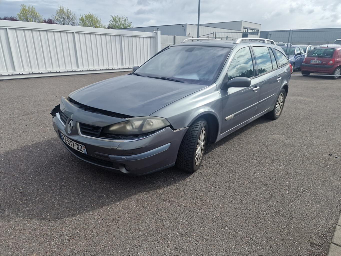 Serrure avant droit pour RENAULT LAGUNA 2 PHASE 2 BREAK Serrure avant droit pour RENAULT LAGUNA 2 PHASE 2 BREAK