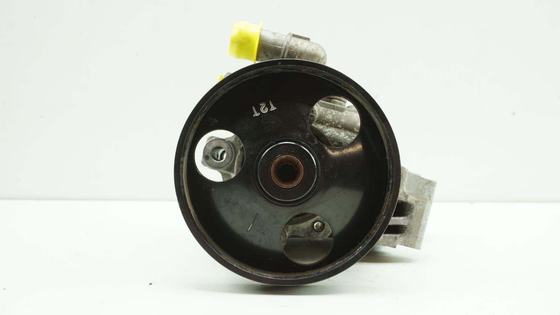 Pompe de direction CHEVROLET CRUZE PHASE 1 Essence - 1