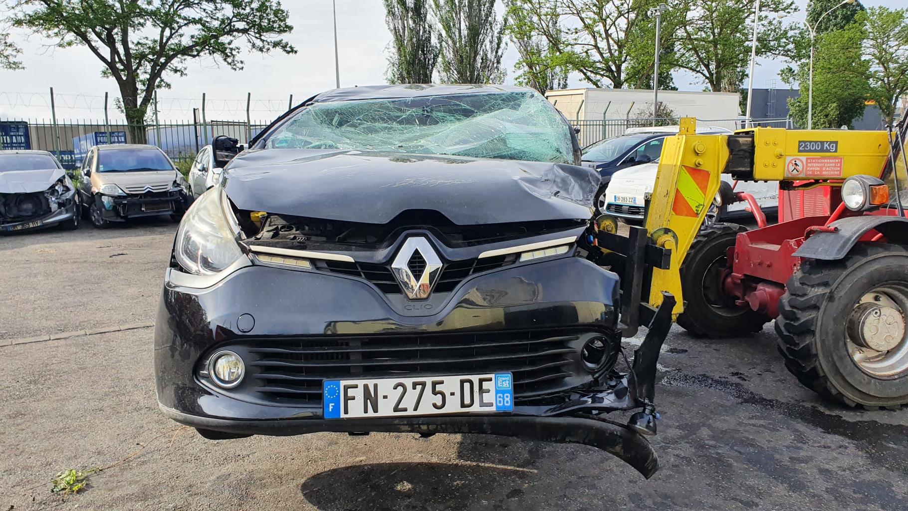 Appui tete avant pour RENAULT CLIO 4 PHASE 1 Appui tete avant pour RENAULT CLIO 4 PHASE 1