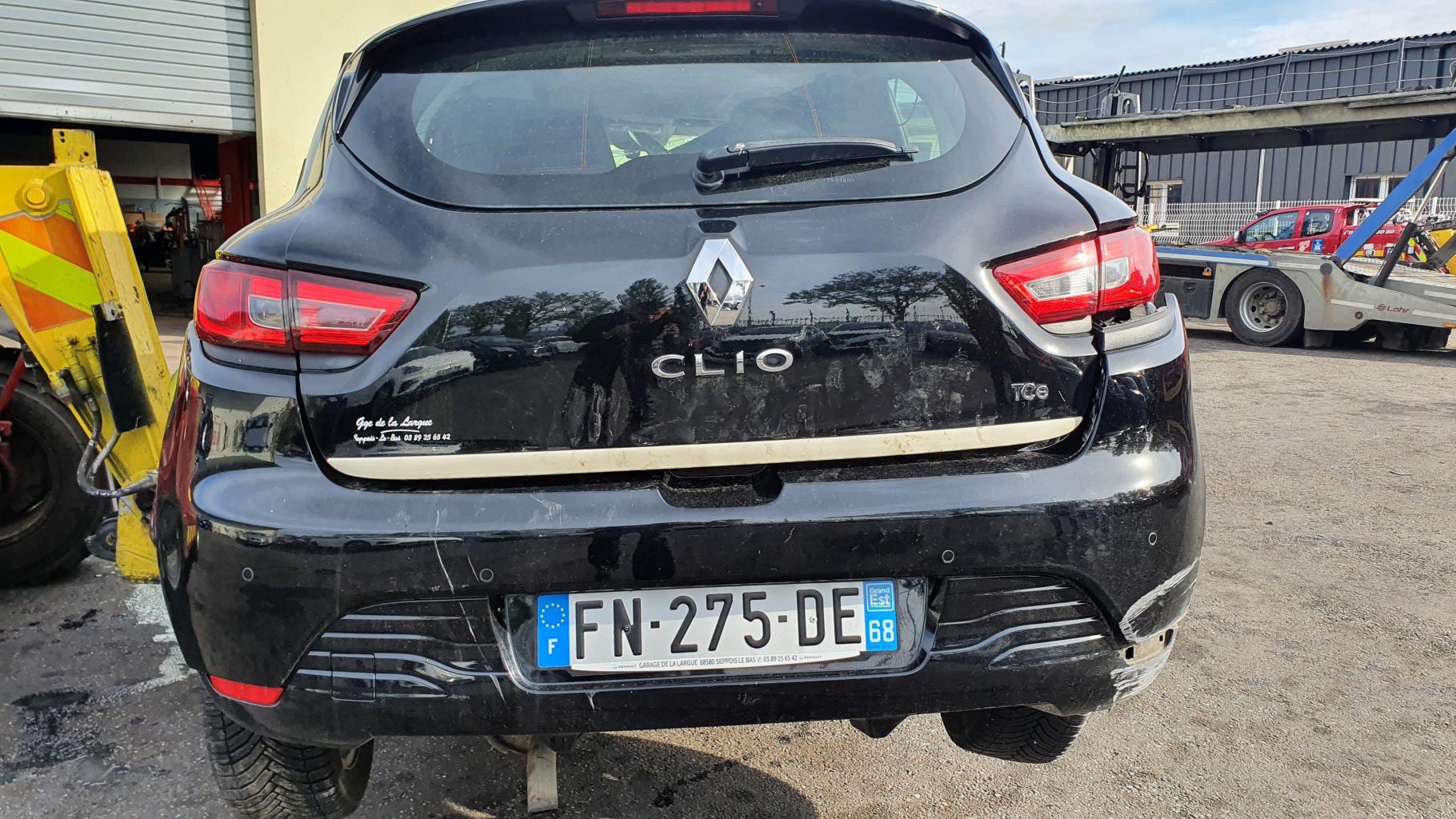 Appui tete avant pour RENAULT CLIO 4 PHASE 1 Appui tete avant pour RENAULT CLIO 4 PHASE 1