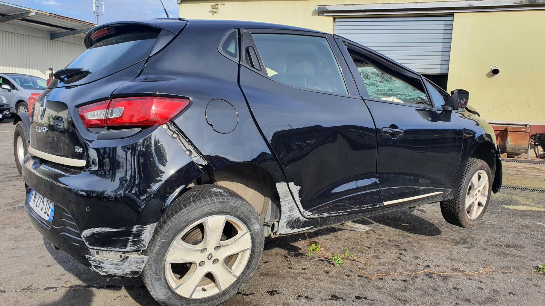 Appui tete avant pour RENAULT CLIO 4 PHASE 1 Appui tete avant pour RENAULT CLIO 4 PHASE 1