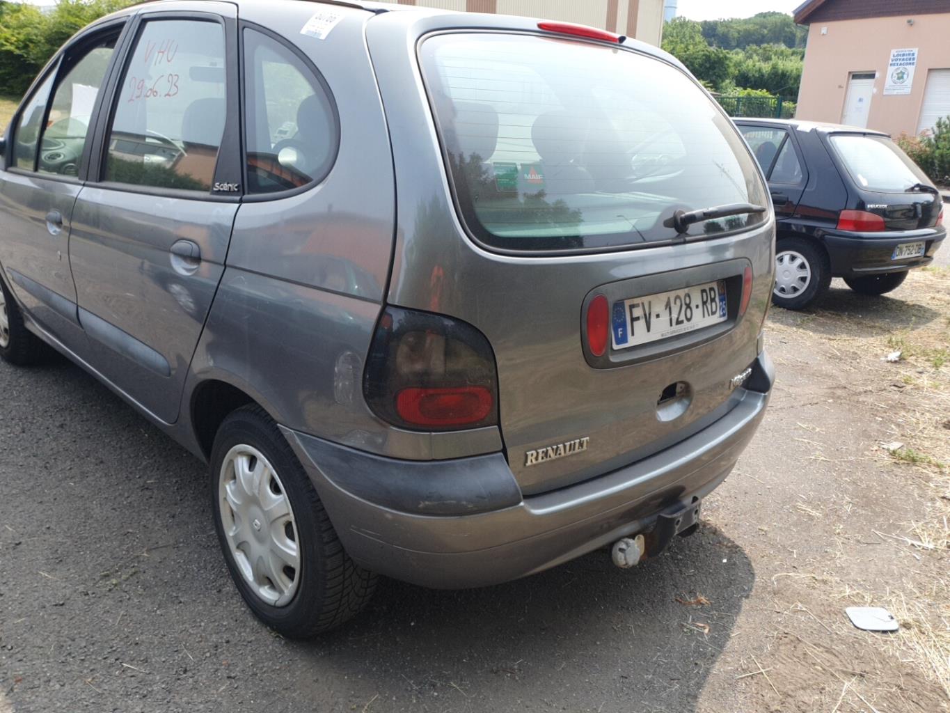 Serrure avant droit pour RENAULT SCENIC 1 PHASE 1 Serrure avant droit pour RENAULT SCENIC 1 PHASE 1