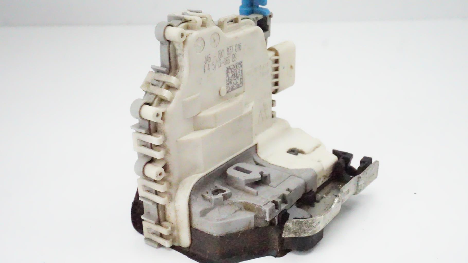 Serrure avant droit AUDI A3 3 SPORTBACK PHASE 1 Diesel - 1