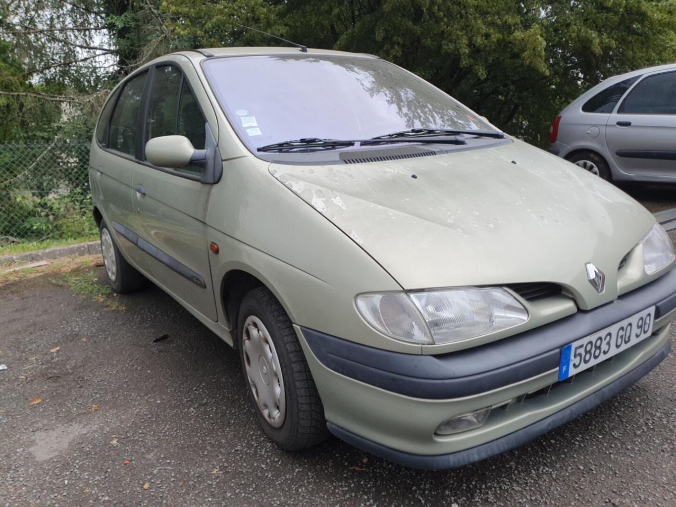 Serrure avant droit pour RENAULT SCENIC 1 PHASE 1 Serrure avant droit pour RENAULT SCENIC 1 PHASE 1