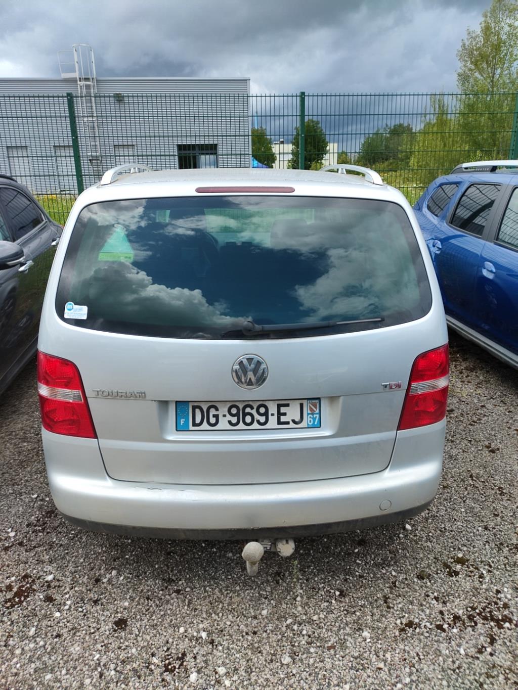 Feu arriere principal gauche (feux) pour VOLKSWAGEN TOURAN 1 PHASE 1 Feu arriere principal gauche (feux) pour VOLKSWAGEN TOURAN 1 PHASE 1
