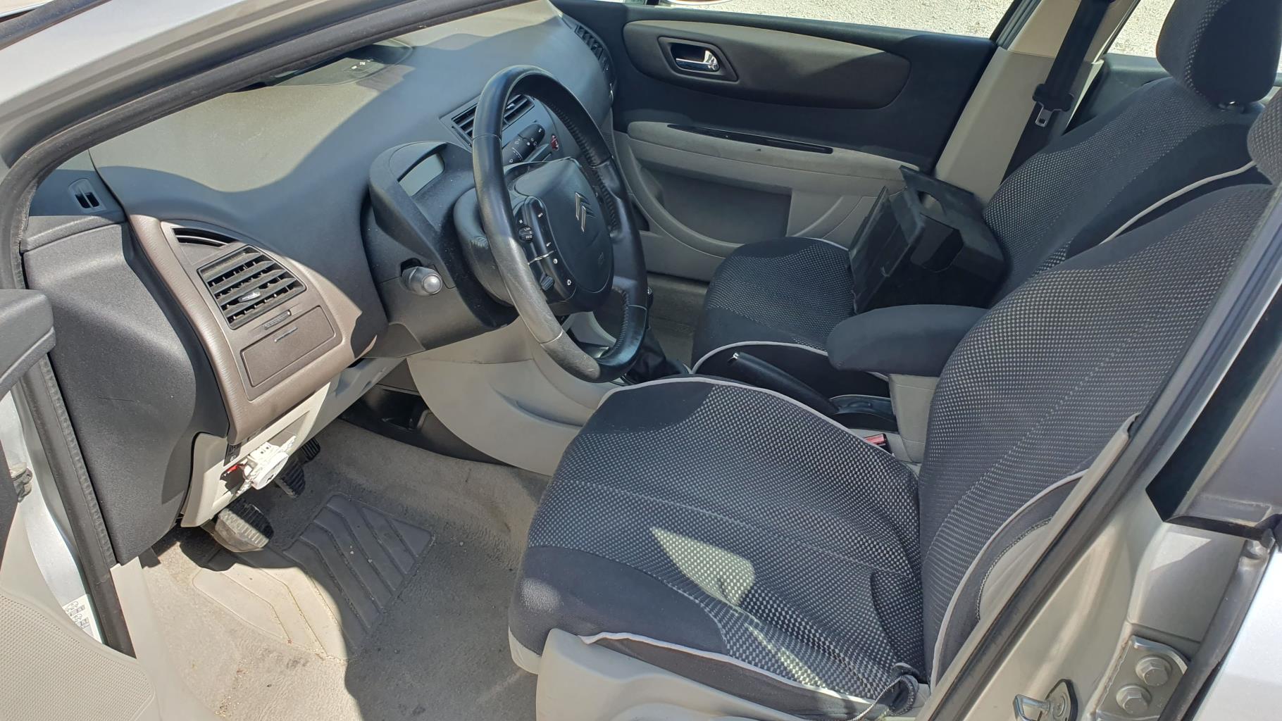 Condenseur de clim pour CITROEN C4 1 PHASE 1 Condenseur de clim pour CITROEN C4 1 PHASE 1