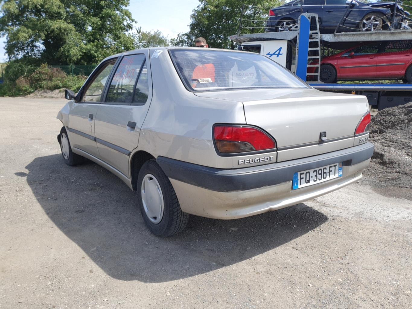 Serrure arriere droit pour PEUGEOT 306 PHASE 1 Serrure arriere droit pour PEUGEOT 306 PHASE 1