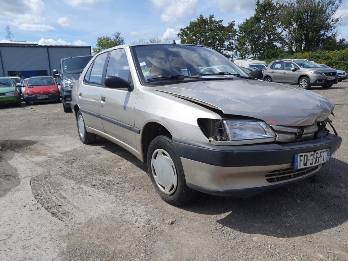Serrure arriere droit pour PEUGEOT 306 PHASE 1 Serrure arriere droit pour PEUGEOT 306 PHASE 1