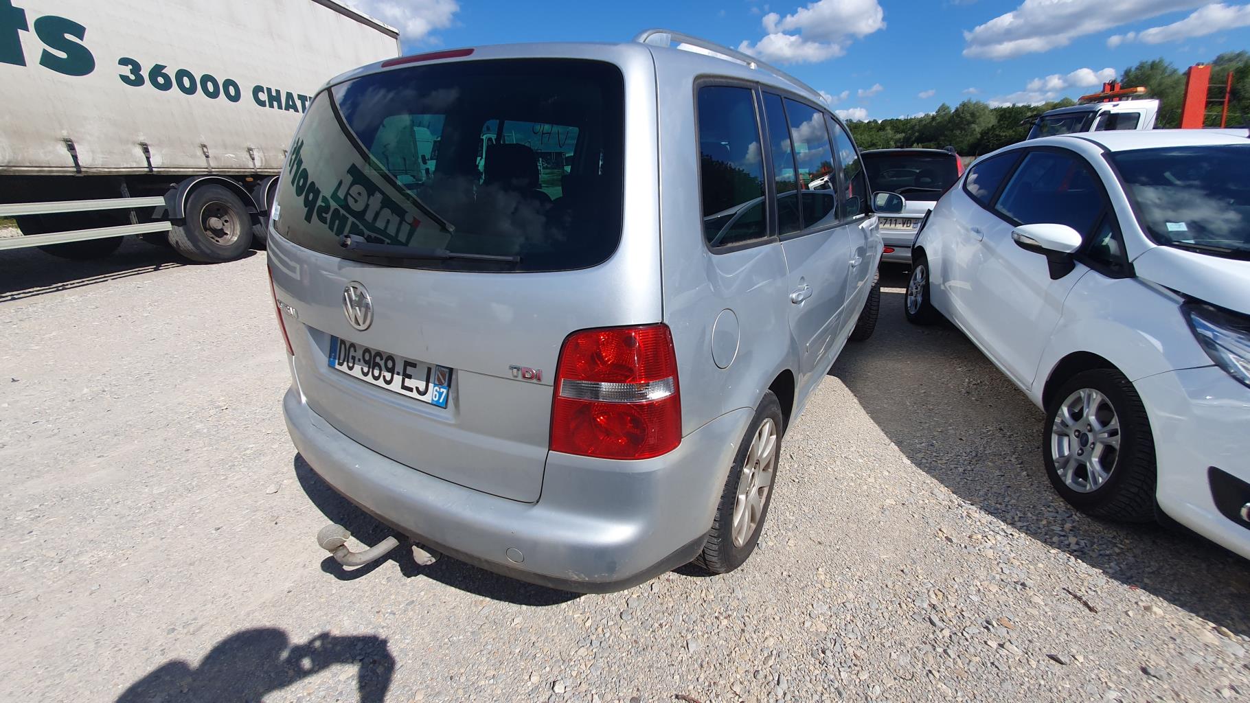 Feu arriere principal gauche (feux) pour VOLKSWAGEN TOURAN 1 PHASE 1 Feu arriere principal gauche (feux) pour VOLKSWAGEN TOURAN 1 PHASE 1