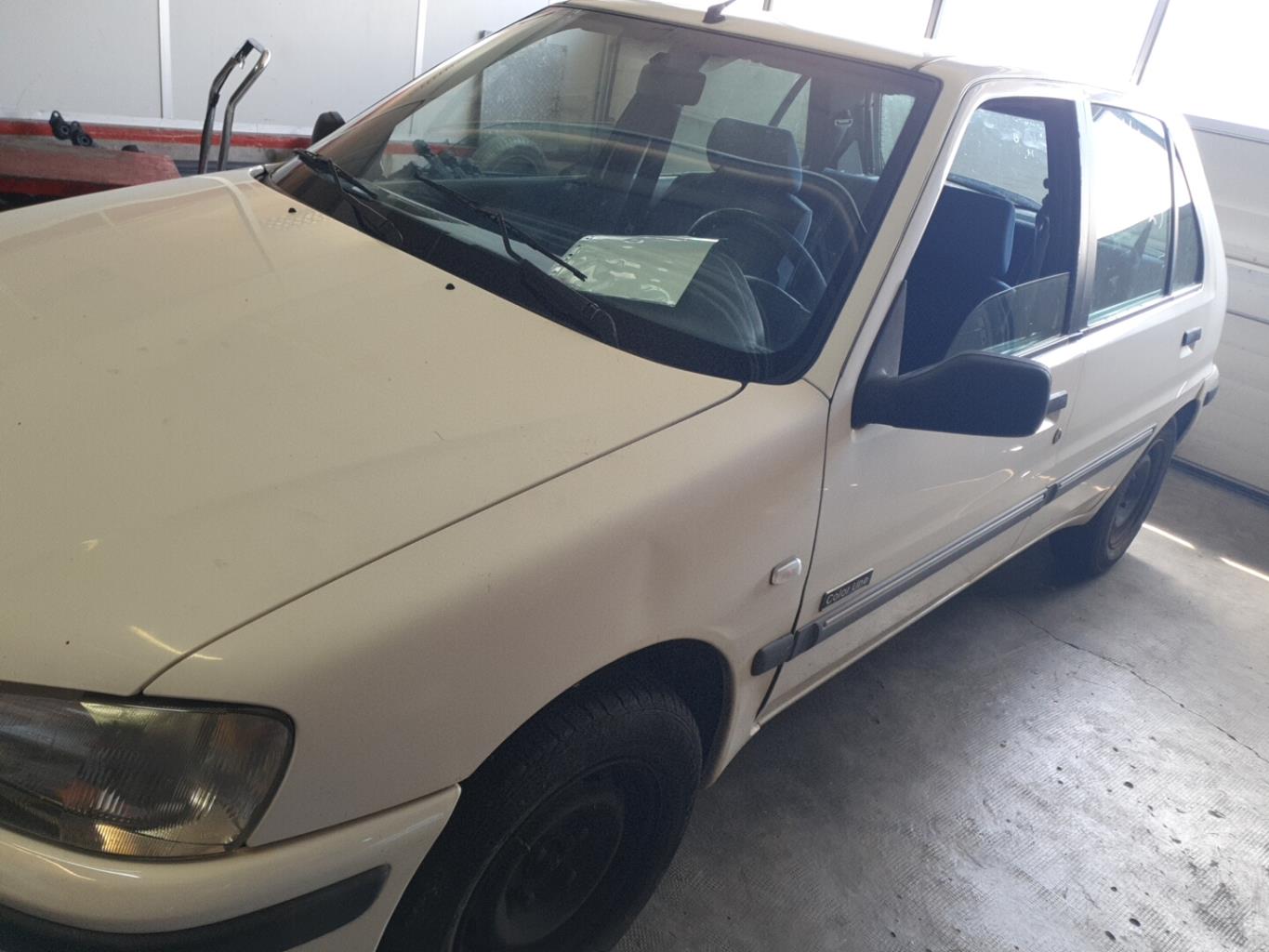 Pare boue avant gauche pour PEUGEOT 106 PHASE 2 Pare boue avant gauche pour PEUGEOT 106 PHASE 2