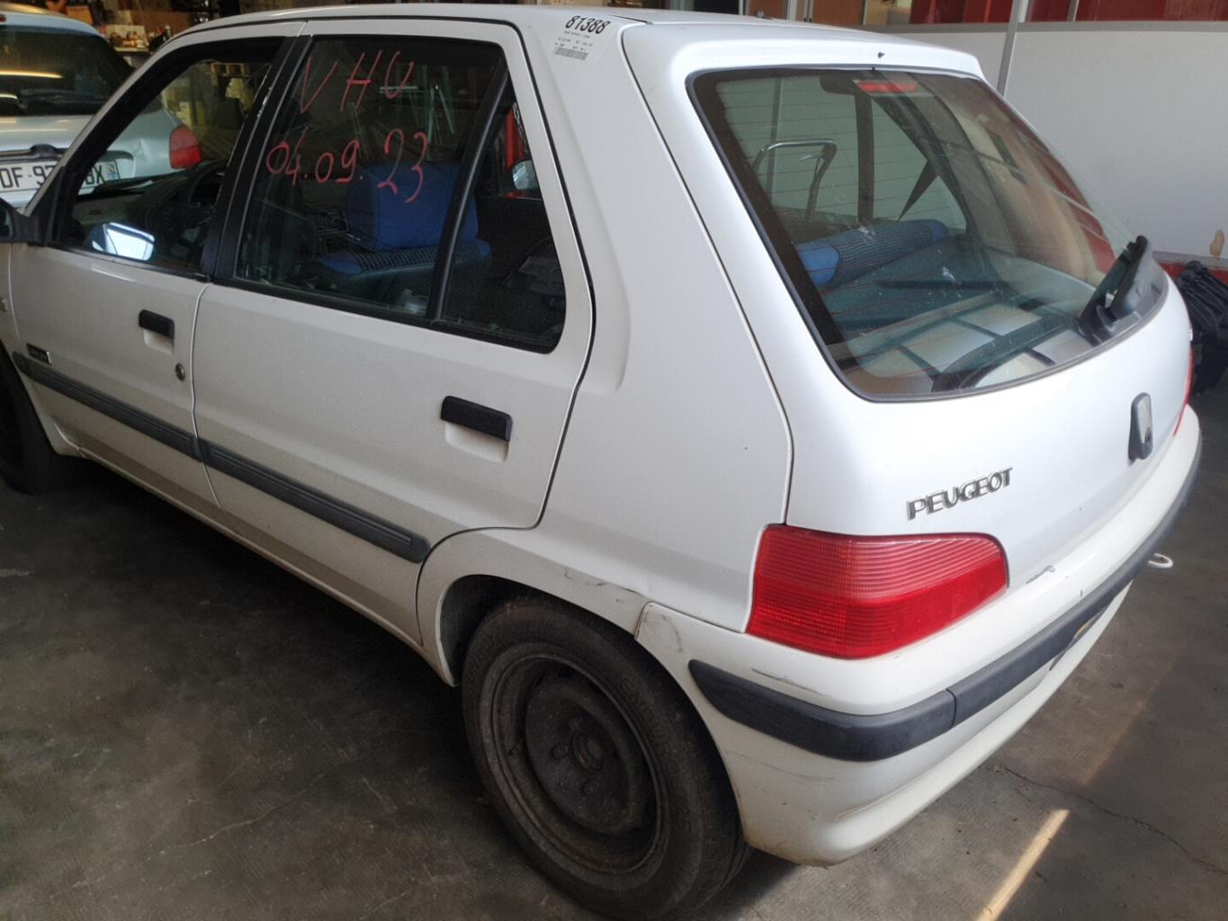 Pare boue avant gauche pour PEUGEOT 106 PHASE 2 Pare boue avant gauche pour PEUGEOT 106 PHASE 2