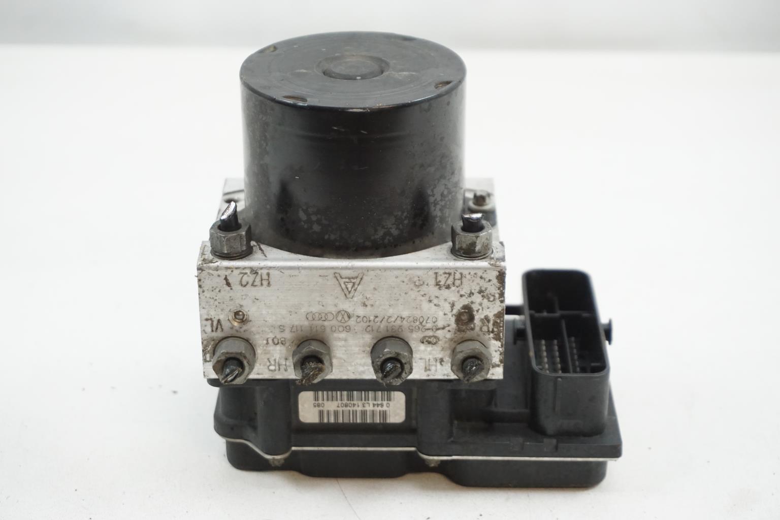 Blocco ABS (antibloccaggio freni) VOLKSWAGEN POLO 4 PHASE 2 Gasolina - 1