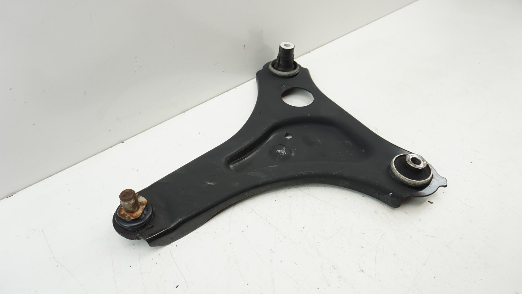 Triangolo anteriore sinistro RENAULT TWINGO 3 Gasolina - 1
