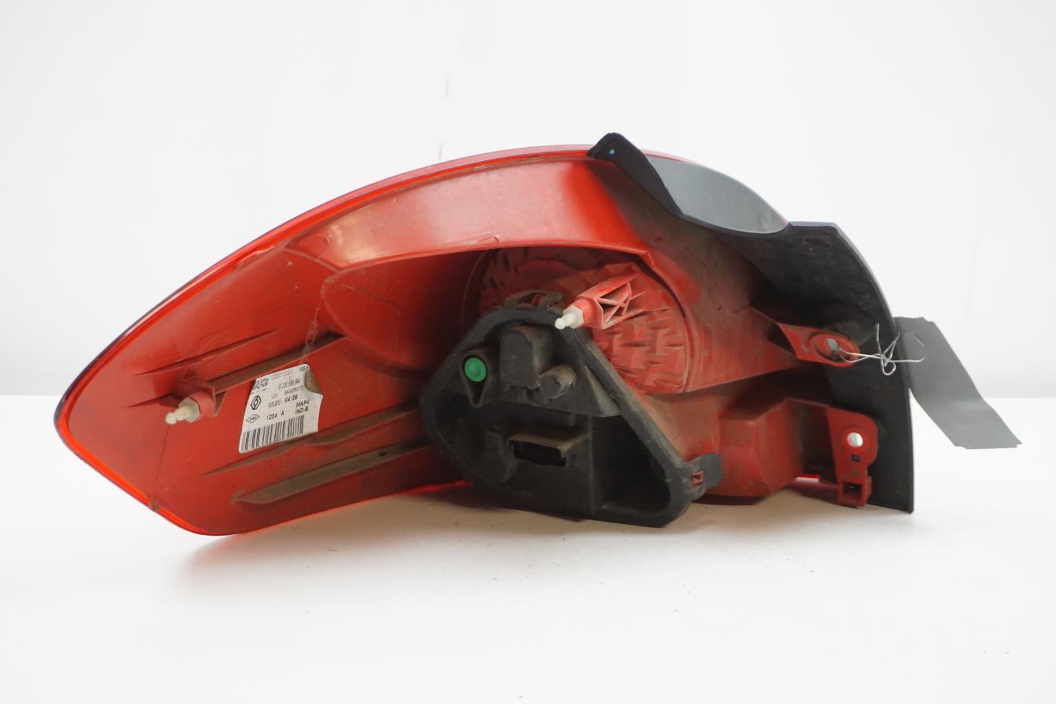 Fanale posteriore principale destro (luci) RENAULT CLIO 3 PHASE 1 BREAK Diésel - 1
