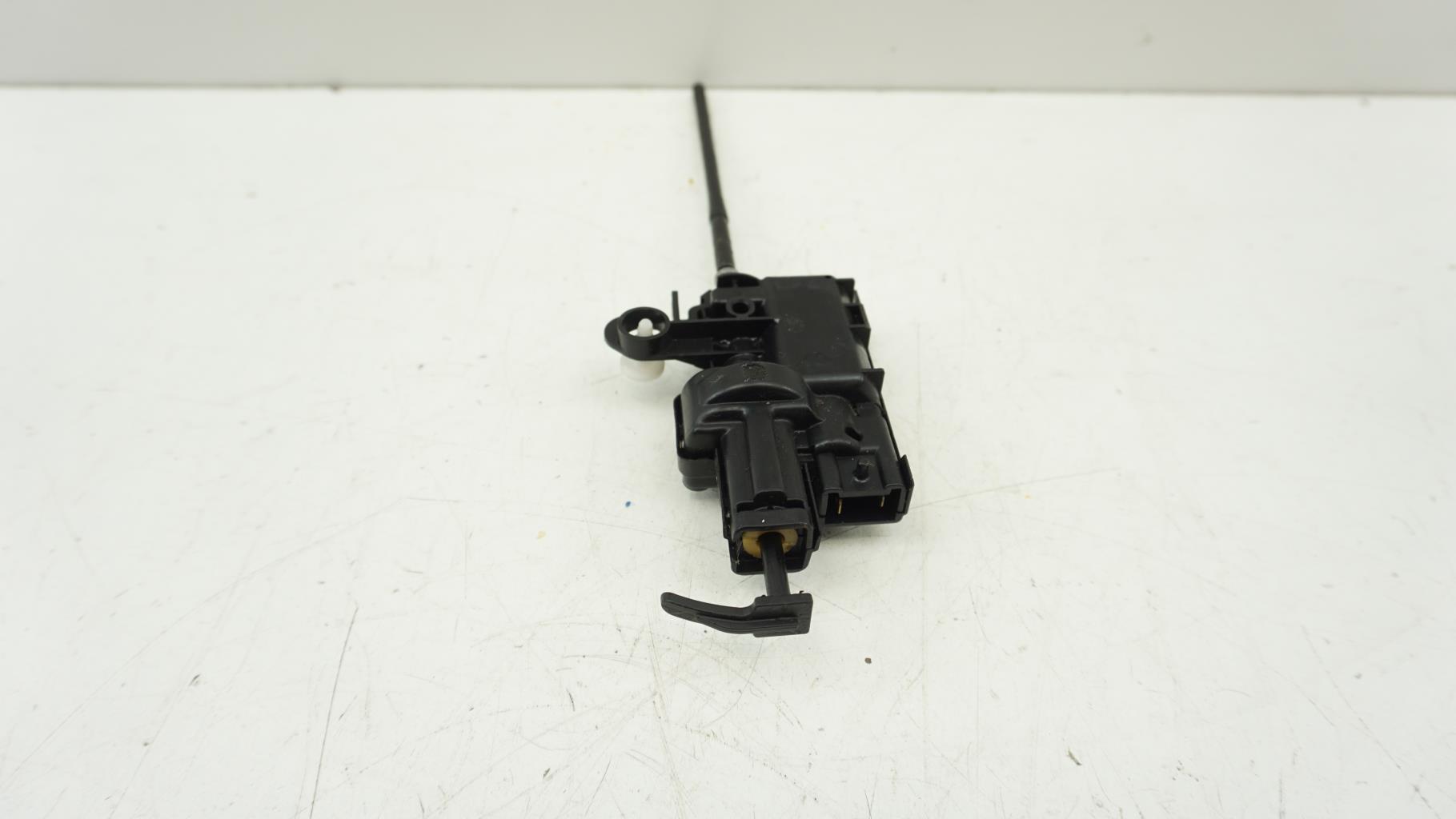 Attuatore chiavistello sportello carburante RENAULT CLIO 3 PHASE 2 Gasolina - 1