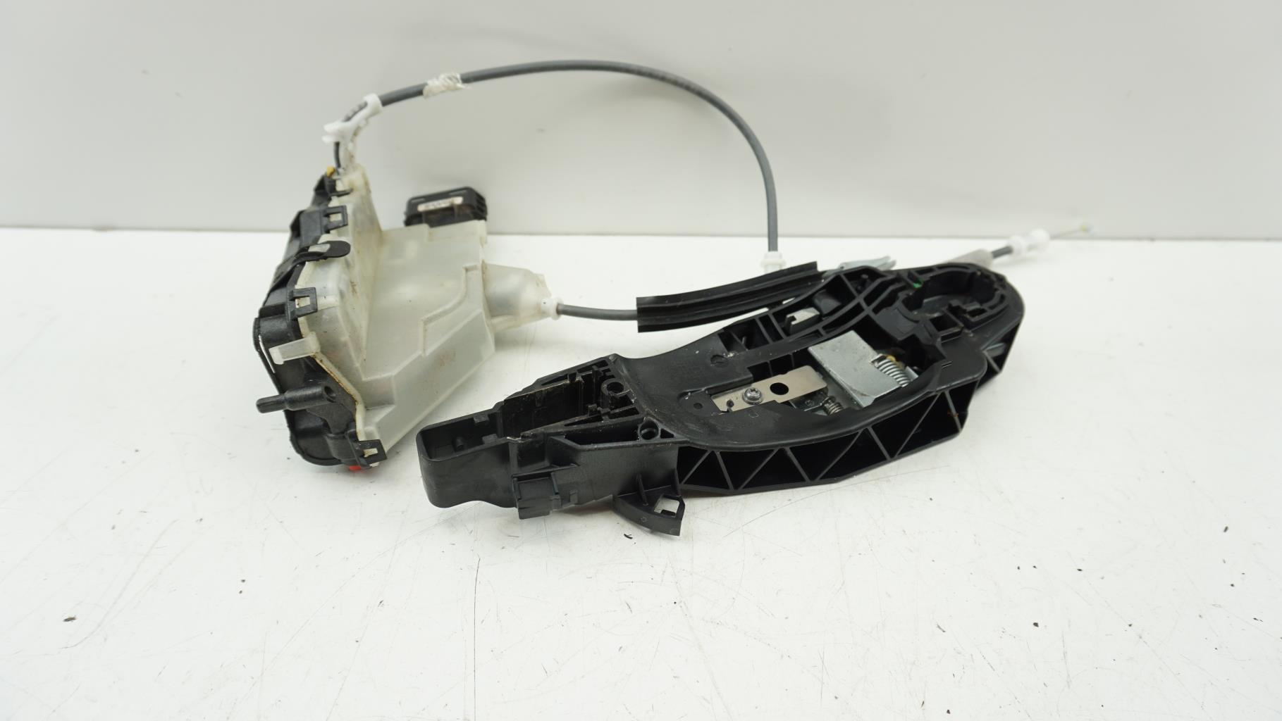 Serratura posteriore sinistra OPEL CORSA F PHASE 1 Gasolina - 1