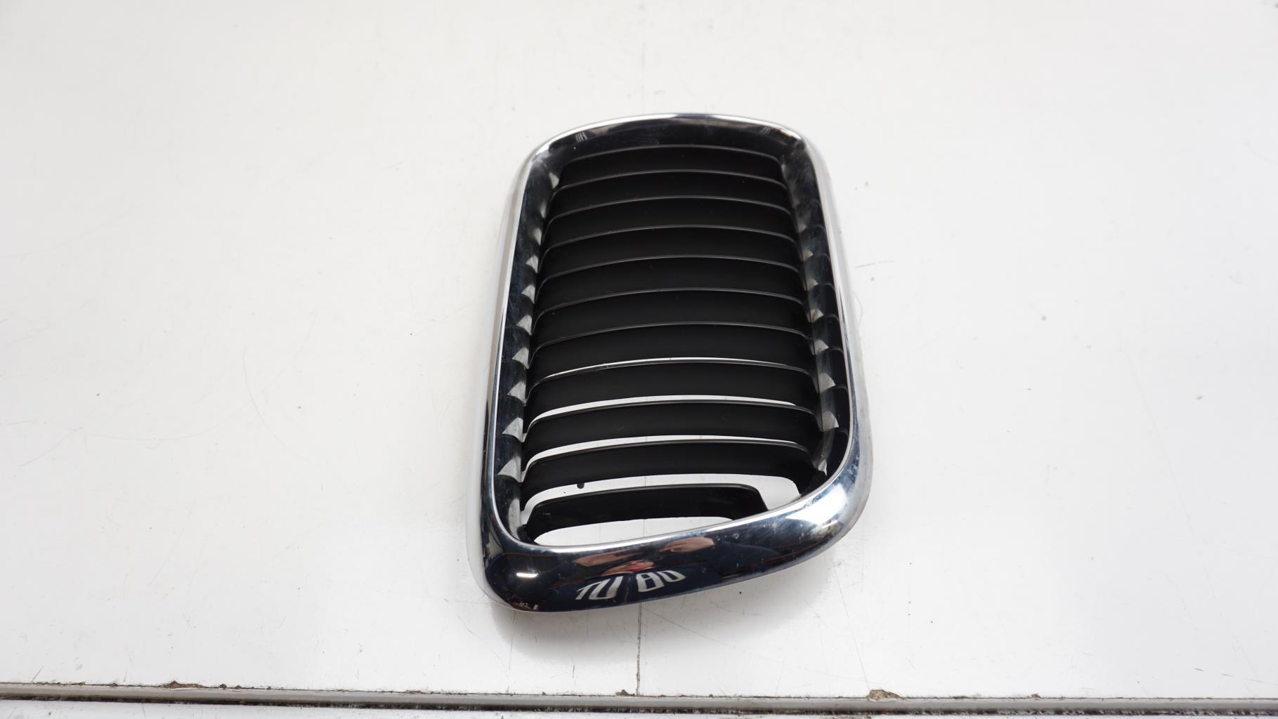 Calandre gauche BMW SERIE 3 E36 Diesel - 1