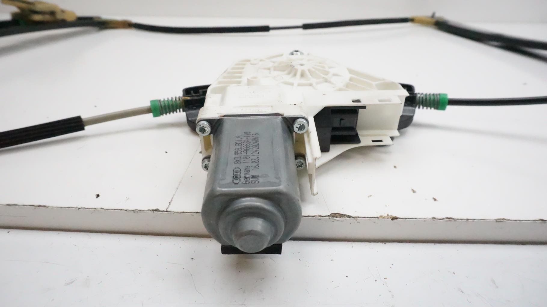 Alzacristalli elettrico anteriore sinistro AUDI A4 3 PHASE 2 Diésel - 1