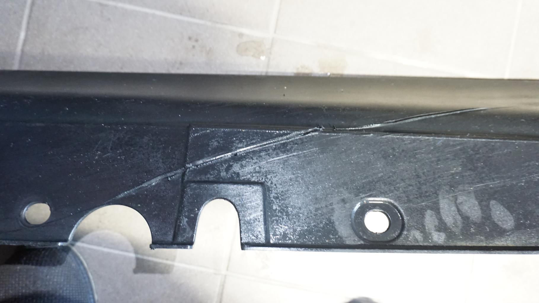 Bas de caisse gauche BMW X6 E71 PHASE 1 Diesel - 1