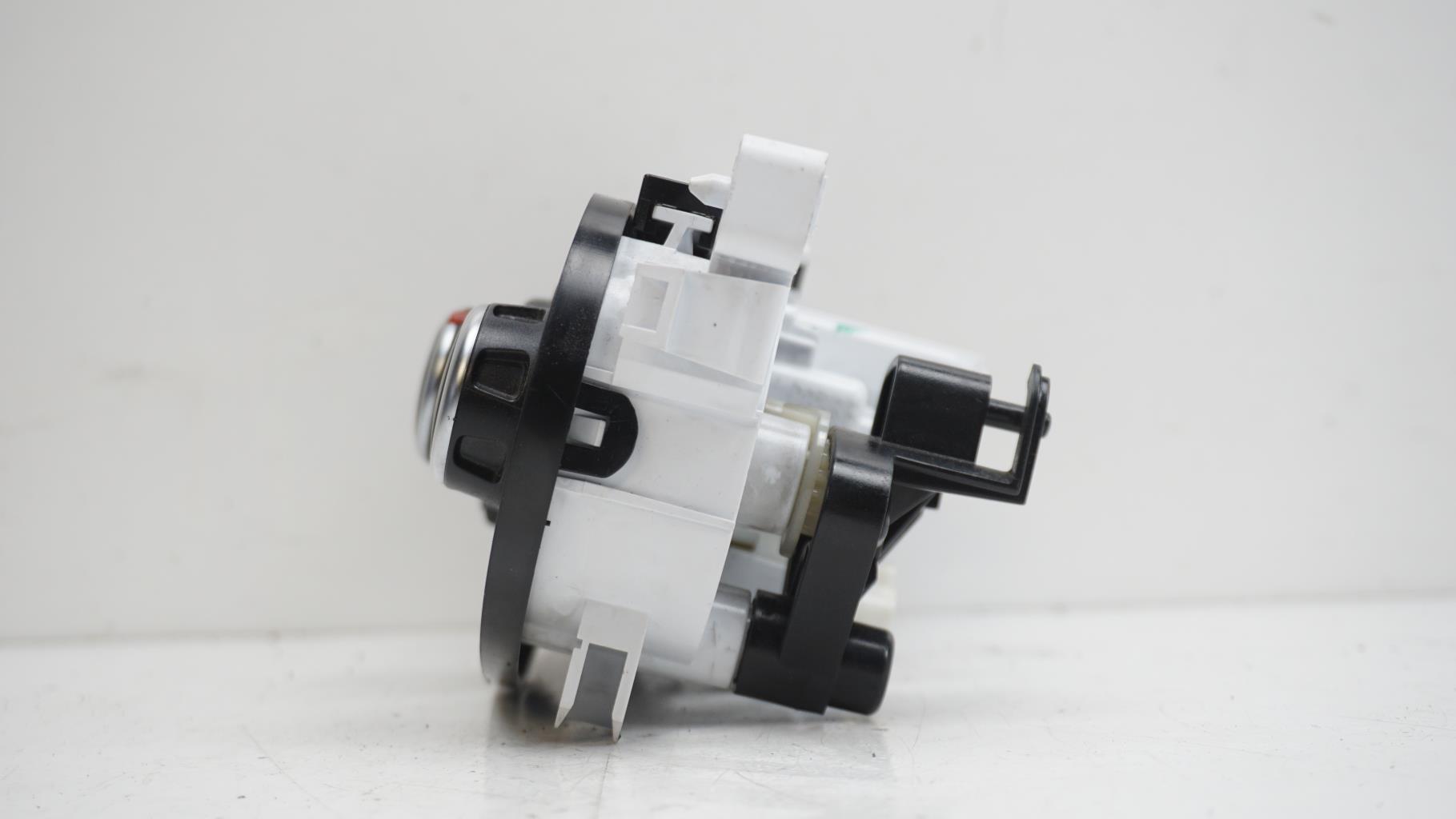 Commande chauffage DACIA SANDERO 2 PHASE 2 Essence - 1