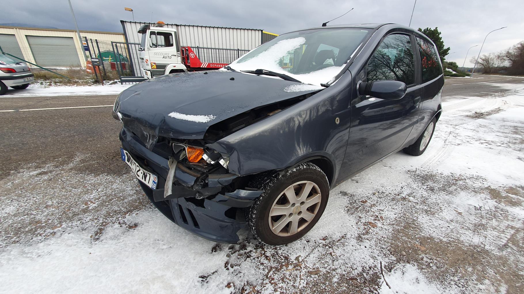 Com (Bloc Contacteur Tournant+Commodo Essuie Glace+Commodo Phare) pour FIAT PUNTO 2 PHASE 1 Com (Bloc Contacteur Tournant+Commodo Essuie Glace+Commodo Phare) pour FIAT PUNTO 2 PHASE 1
