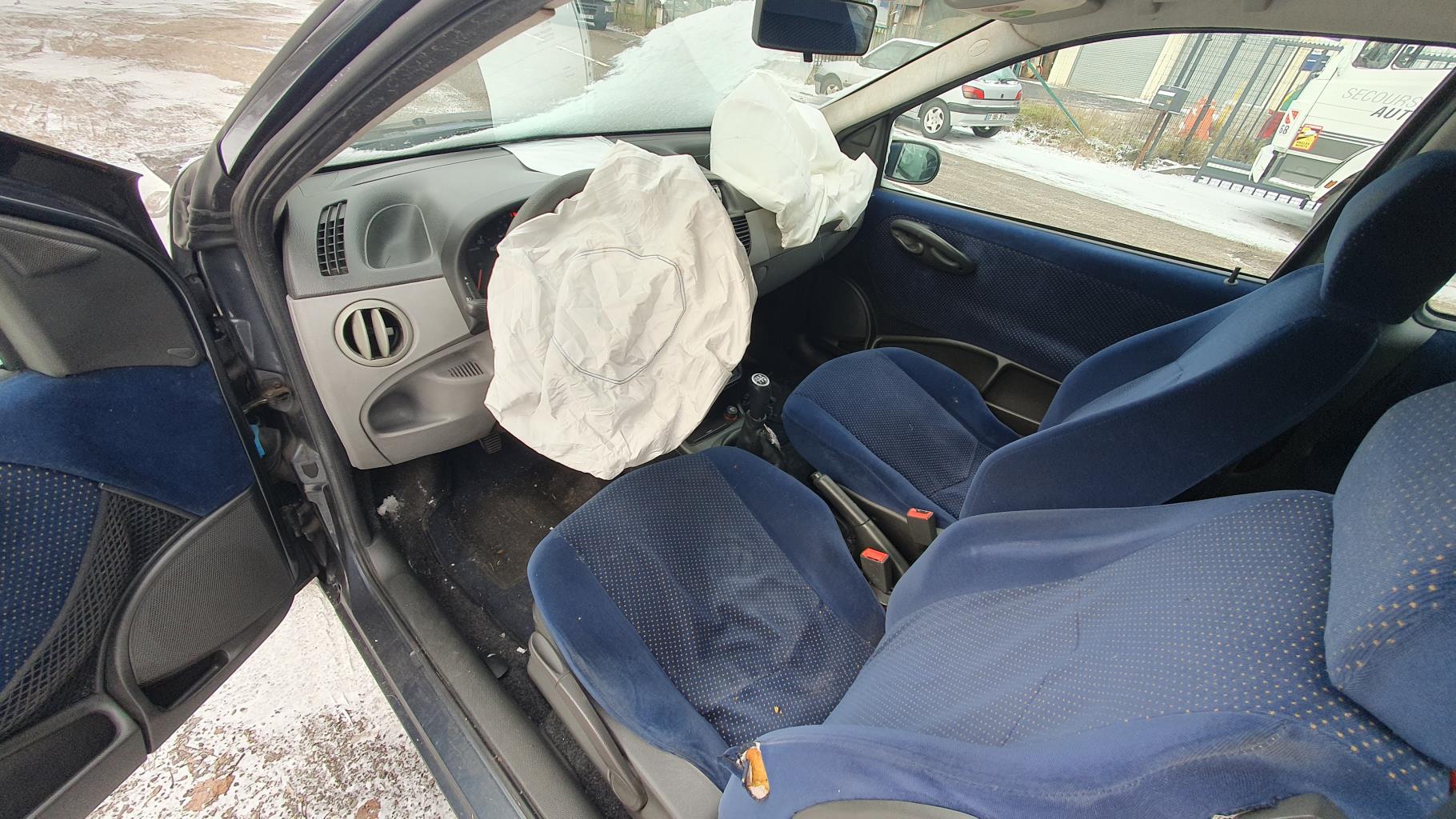Com (Bloc Contacteur Tournant+Commodo Essuie Glace+Commodo Phare) pour FIAT PUNTO 2 PHASE 1 Com (Bloc Contacteur Tournant+Commodo Essuie Glace+Commodo Phare) pour FIAT PUNTO 2 PHASE 1