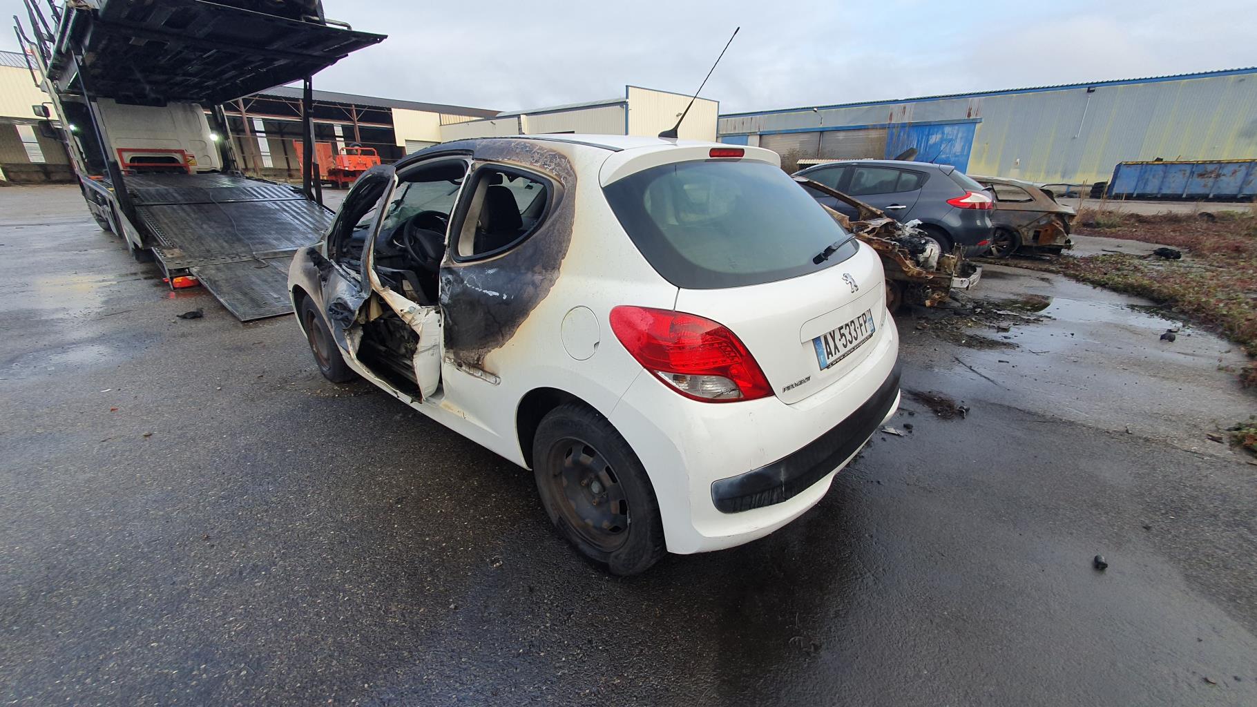 Etrier avant gauche (freinage) pour PEUGEOT 207 PHASE 2 Etrier avant gauche (freinage) pour PEUGEOT 207 PHASE 2