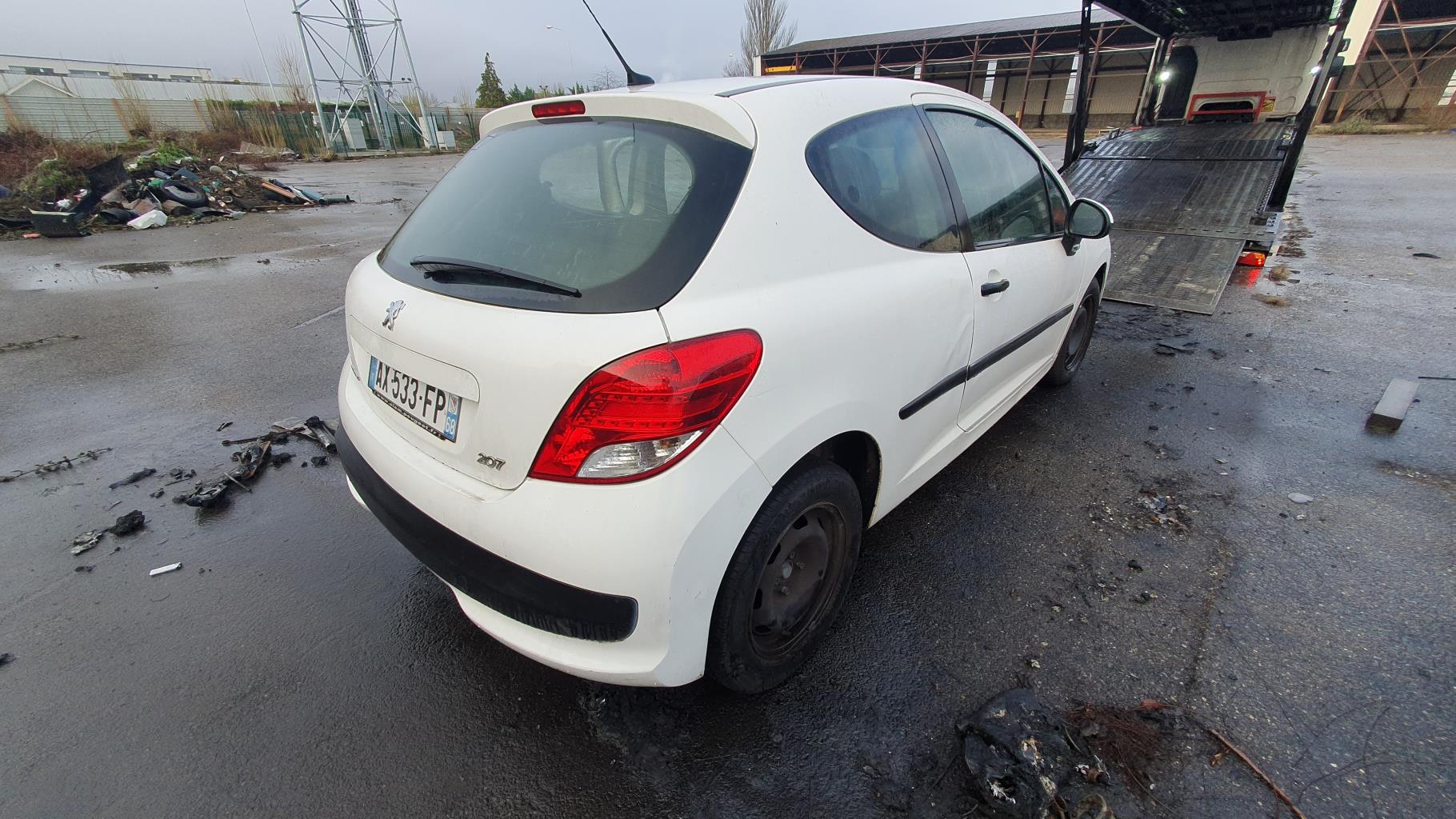 Etrier avant gauche (freinage) pour PEUGEOT 207 PHASE 2 Etrier avant gauche (freinage) pour PEUGEOT 207 PHASE 2