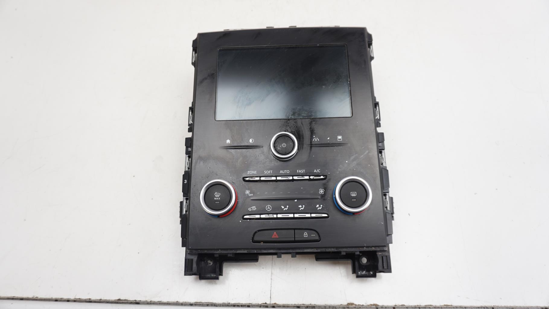 Ecran GPS RENAULT MEGANE 4 PHASE 1 Diesel - 1