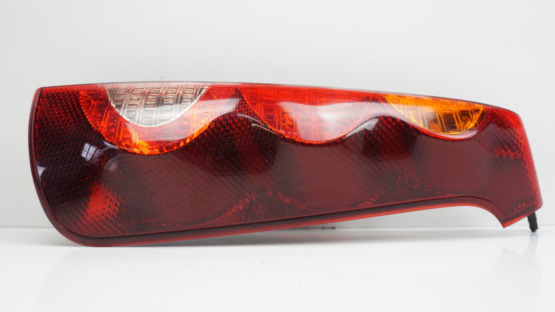 Fanale posteriore principale destro (luci) NISSAN NOTE 1 PHASE 2 Diésel - 1