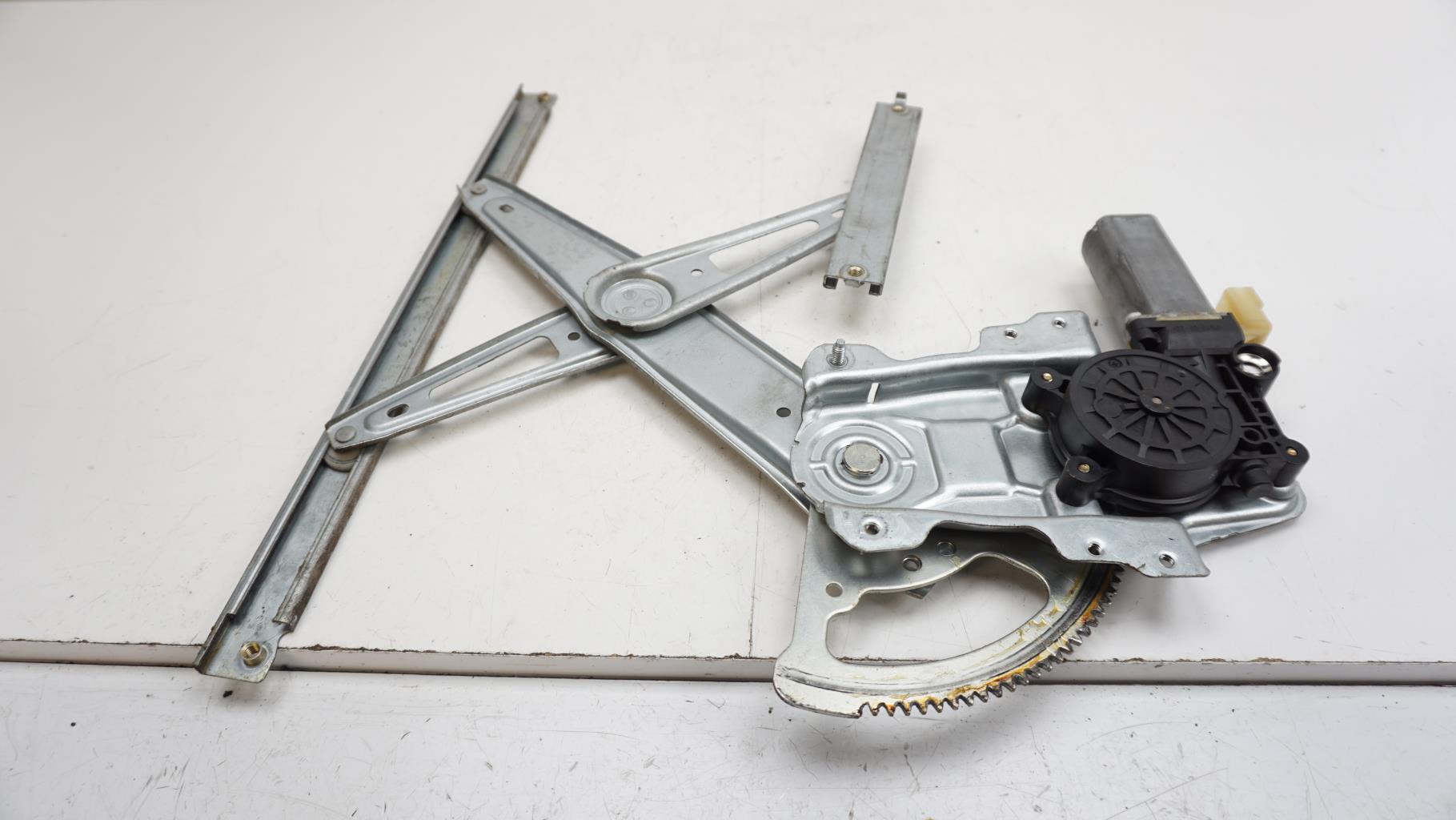 Alzacristalli elettrico anteriore sinistro TOYOTA YARIS 1 PHASE 2 Gasolina - 1