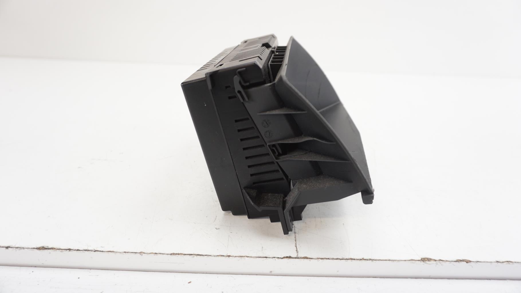 Monitor display OPEL ASTRA H PHASE 1 Gasolina - 1
