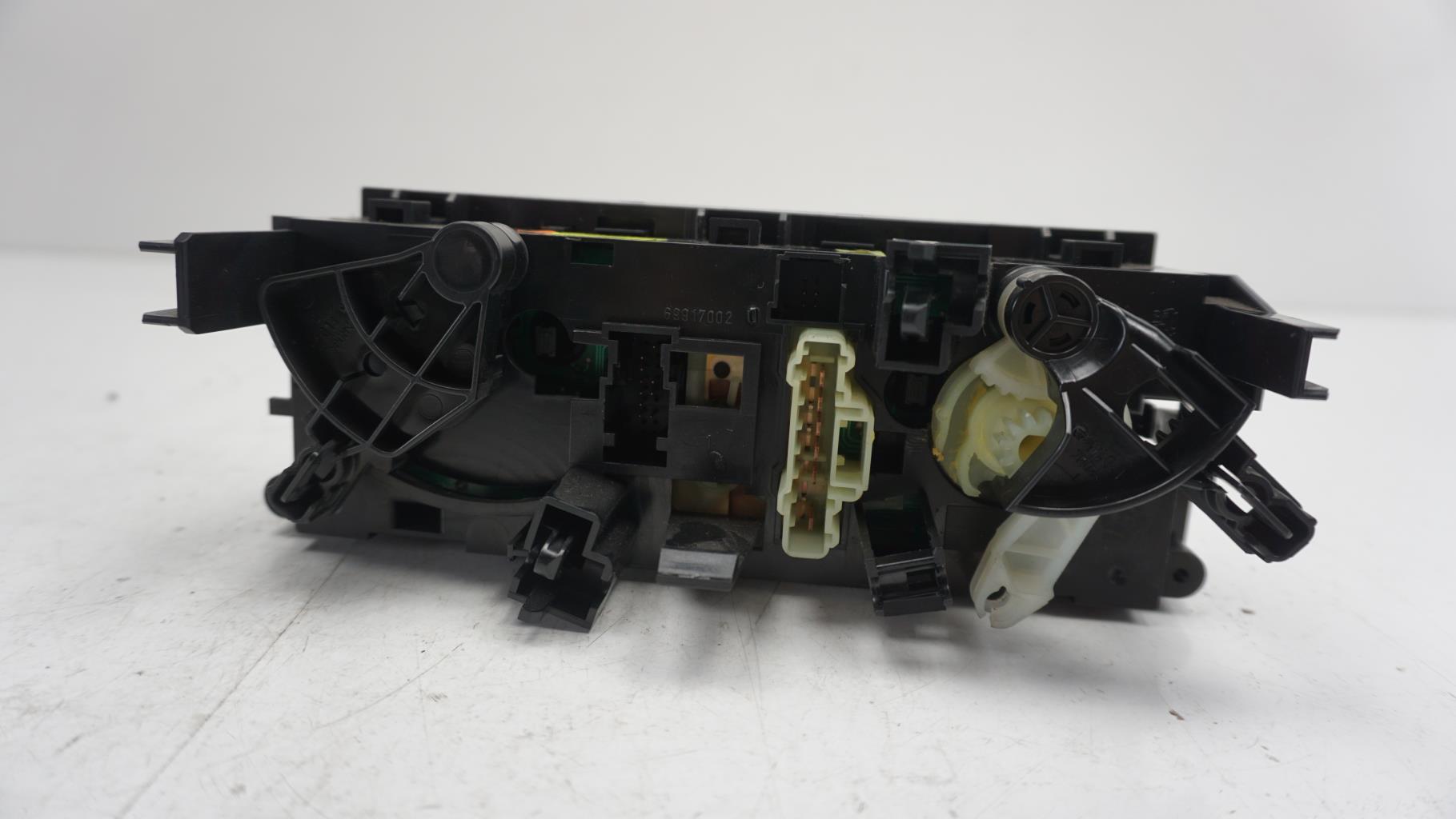Commande chauffage PEUGEOT 207 PHASE 1 Diesel - 1