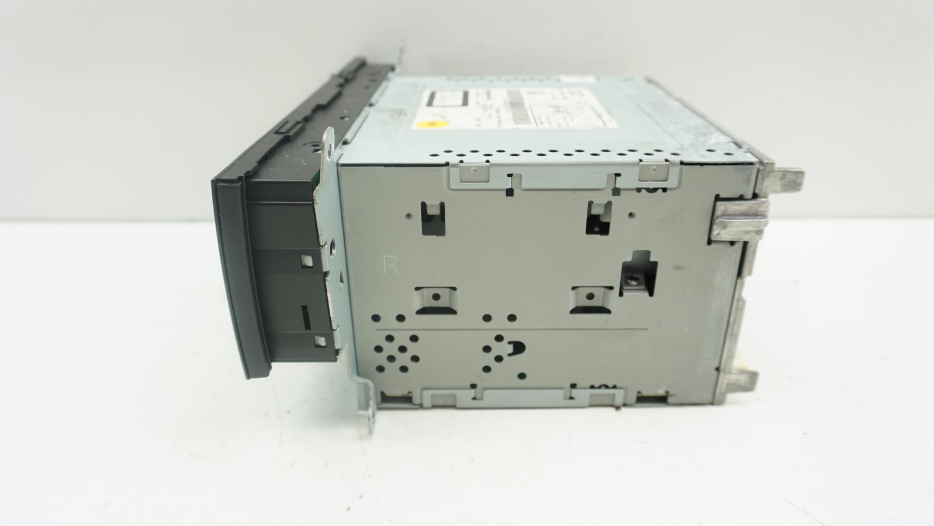 Autorradio original AUDI A5 1 SPORTBACK PHASE 1 Diésel - 1