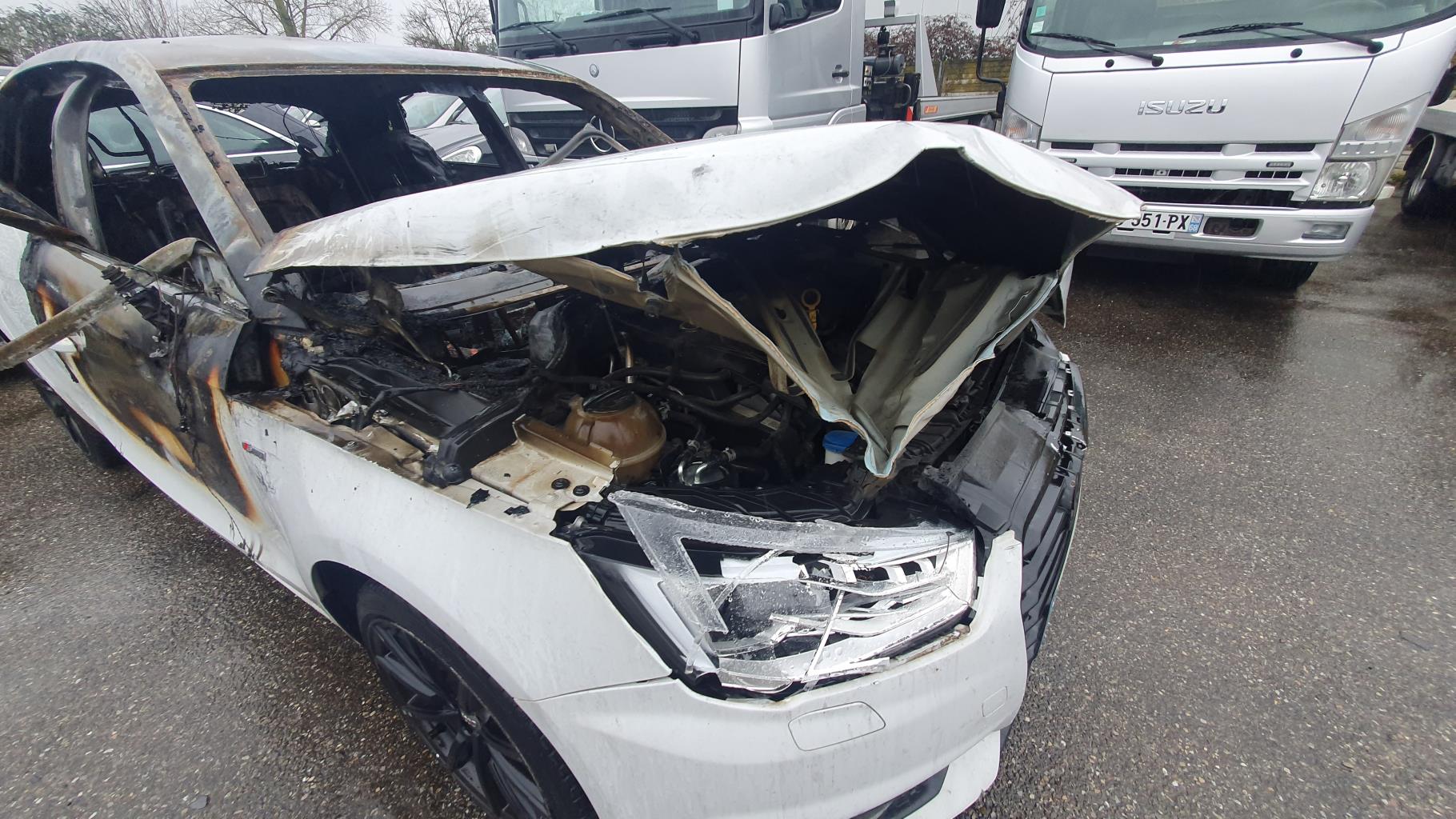 Cardan gauche (transmission) pour AUDI A1 1 SPORTBACK PHASE 2 Cardan gauche (transmission) pour AUDI A1 1 SPORTBACK PHASE 2