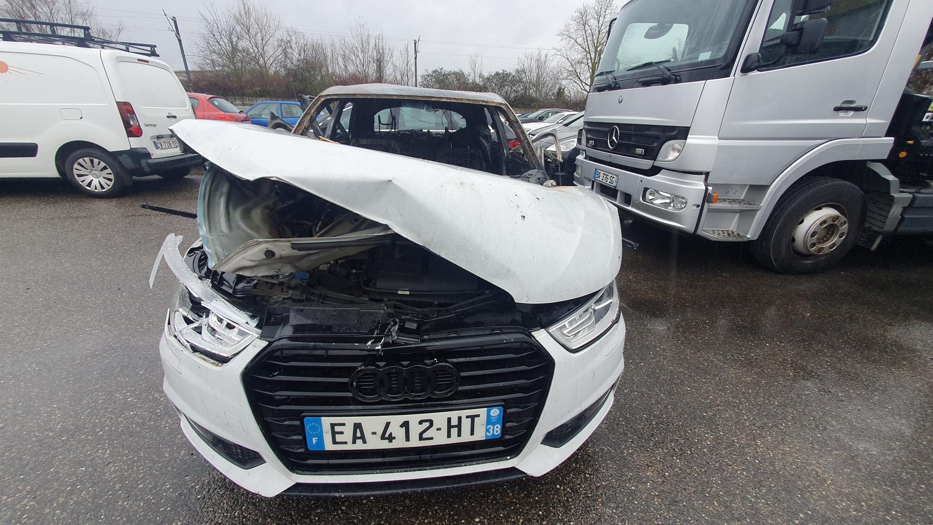 Cardan gauche (transmission) pour AUDI A1 1 SPORTBACK PHASE 2 Cardan gauche (transmission) pour AUDI A1 1 SPORTBACK PHASE 2