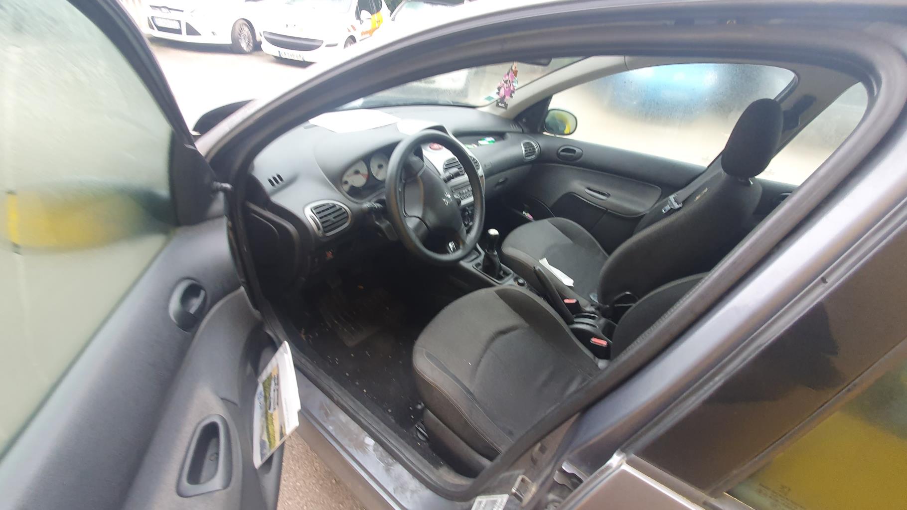 Leve vitre electrique avant gauche pour PEUGEOT 206 PHASE 2 Leve vitre electrique avant gauche pour PEUGEOT 206 PHASE 2