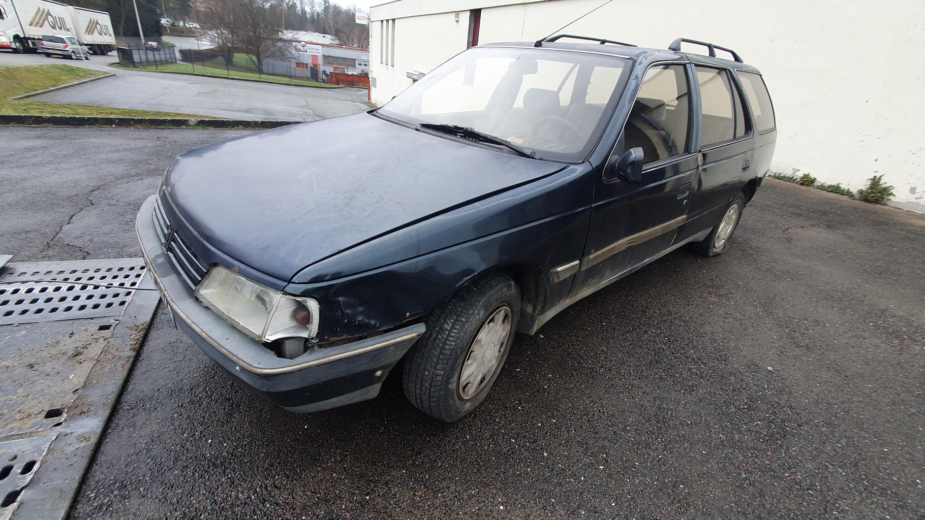 Serrure avant droit pour PEUGEOT 405 PHASE 1 BREAK Serrure avant droit pour PEUGEOT 405 PHASE 1 BREAK