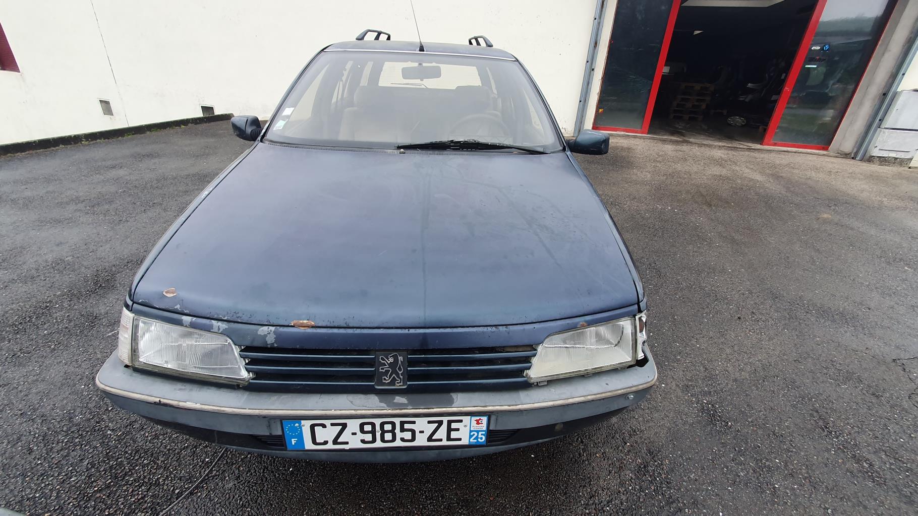 Serrure avant droit pour PEUGEOT 405 PHASE 1 BREAK Serrure avant droit pour PEUGEOT 405 PHASE 1 BREAK