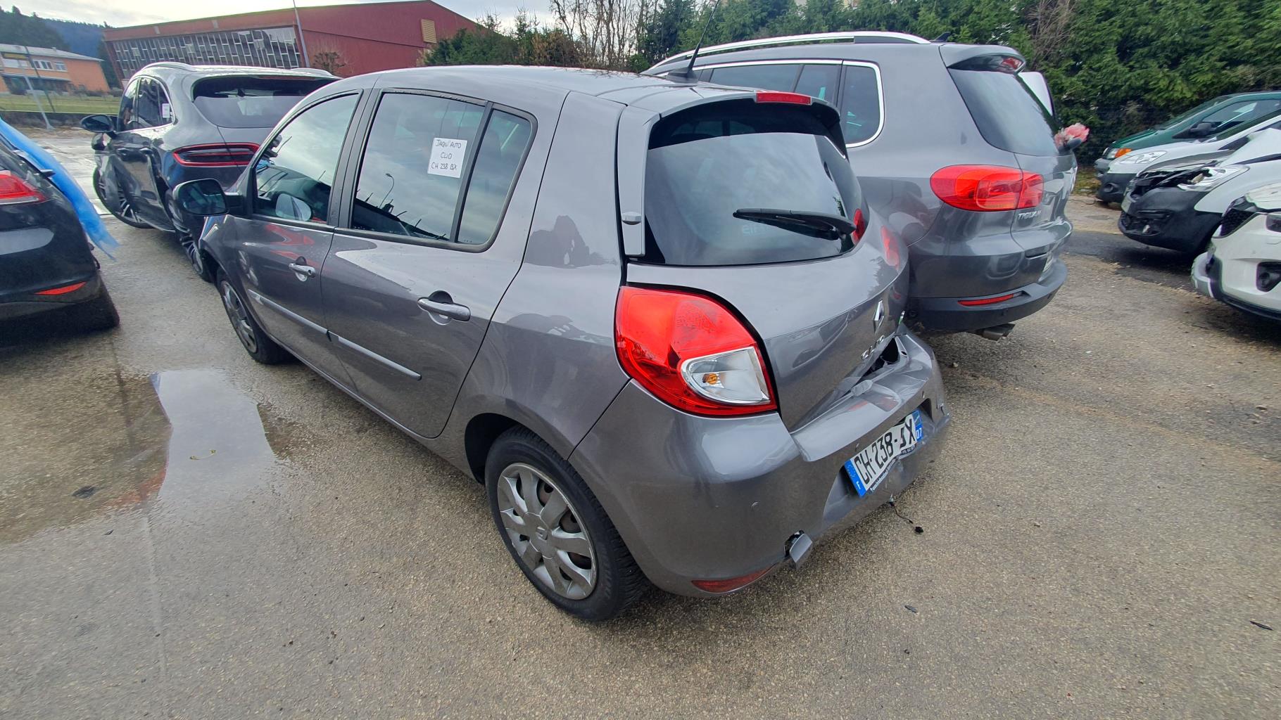 Echangeur air (Intercooler) pour RENAULT CLIO 3 PHASE 2 Echangeur air (Intercooler) pour RENAULT CLIO 3 PHASE 2