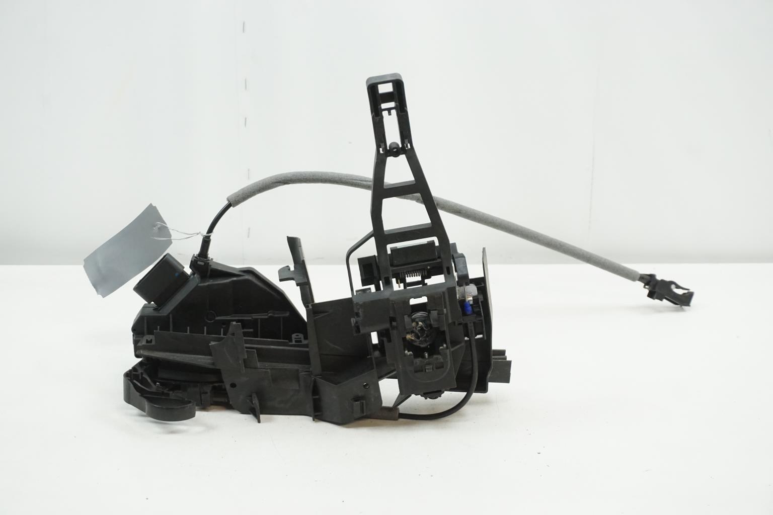 Serrure avant gauche FORD FOCUS 3 PHASE 1 Essence - 1