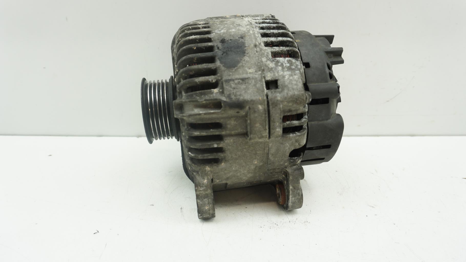 Alternatore AUDI A4 2 AVANT PHASE 2 BREAK Diésel - 1