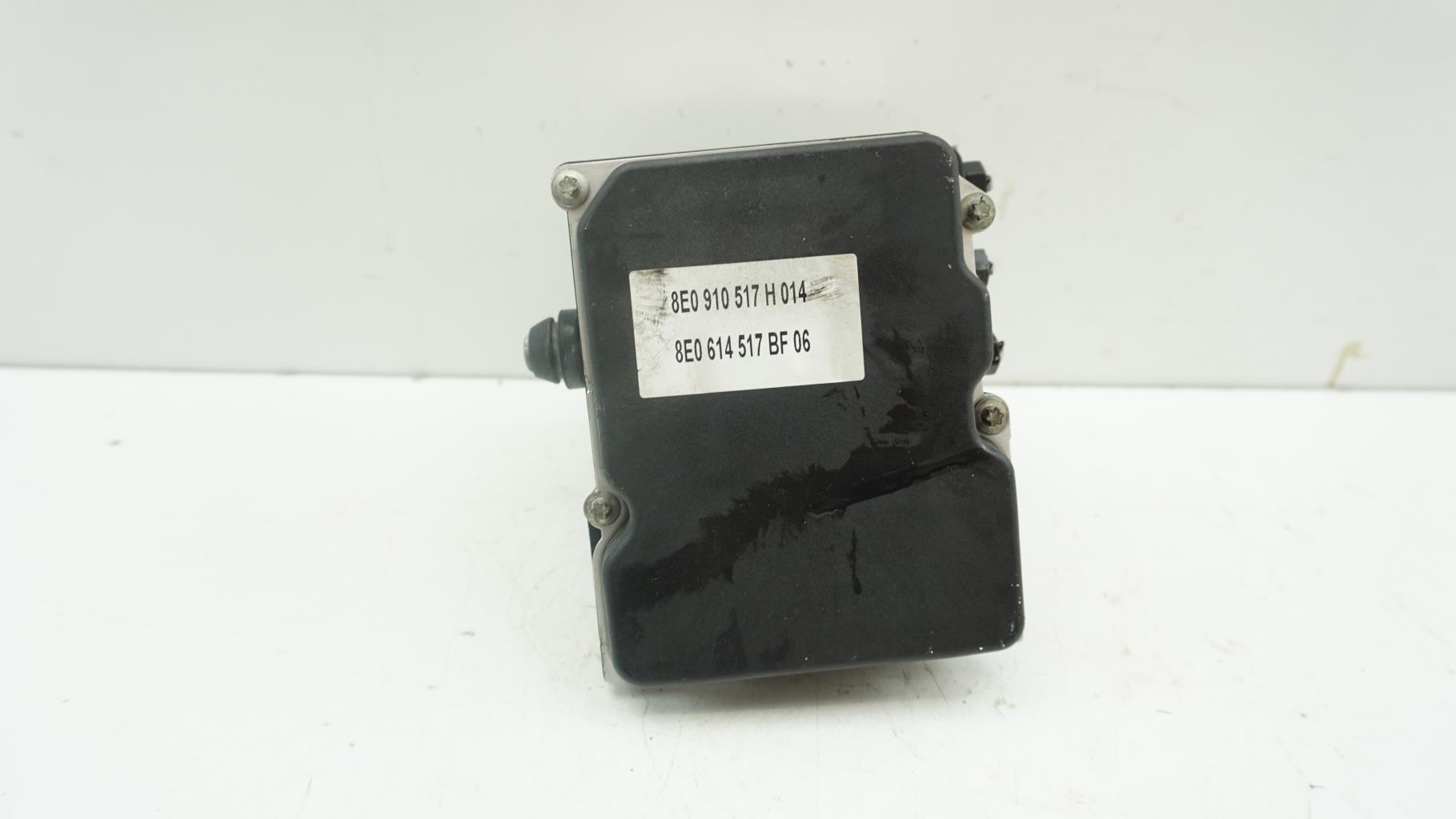 Bloc ABS (freins anti-blocage) AUDI A4 2 AVANT PHASE 2 BREAK Diesel - 1