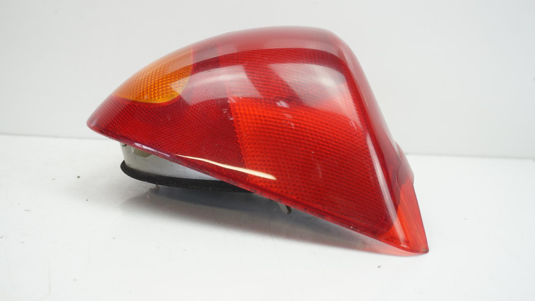 Fanale posteriore principale destro (luci) FORD FIESTA 4 PHASE 2 Gasolina - 1