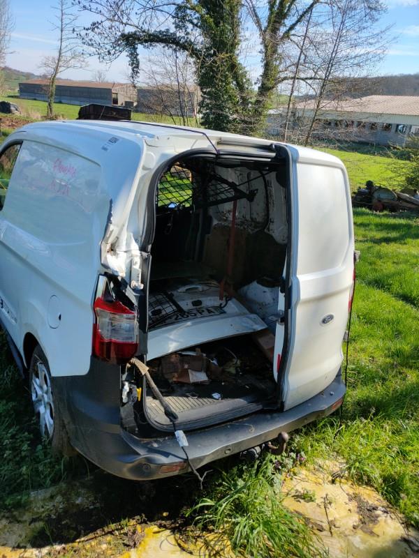 Demarreur pour FORD TRANSIT COURIER PHASE 1 Demarreur pour FORD TRANSIT COURIER PHASE 1