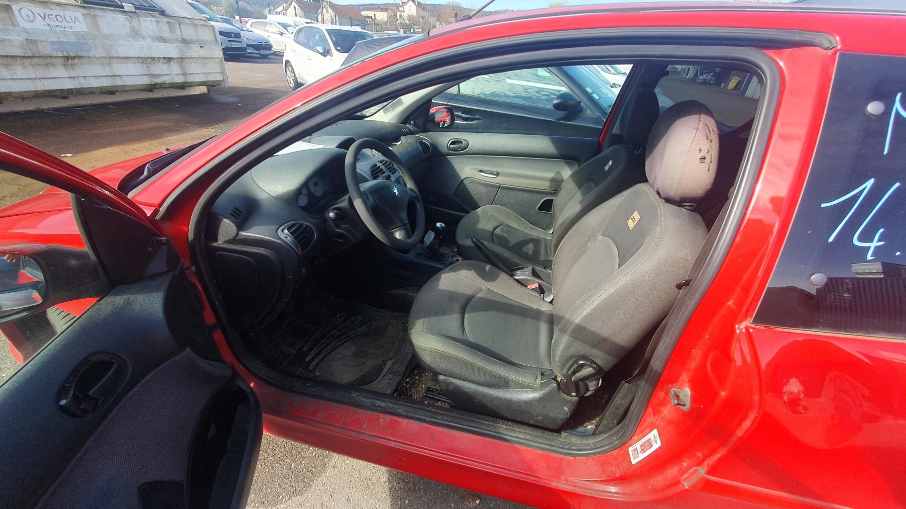 Pare boue avant gauche pour PEUGEOT 206 PHASE 2 Pare boue avant gauche pour PEUGEOT 206 PHASE 2