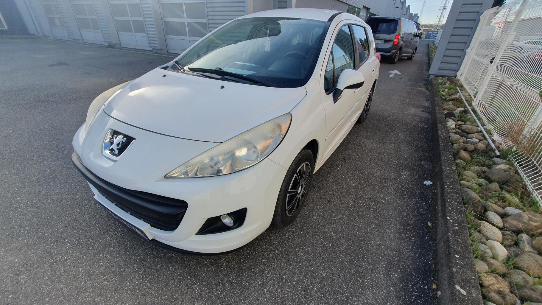 Air bag conducteur pour PEUGEOT 207 PHASE 1 BREAK Air bag conducteur pour PEUGEOT 207 PHASE 1 BREAK