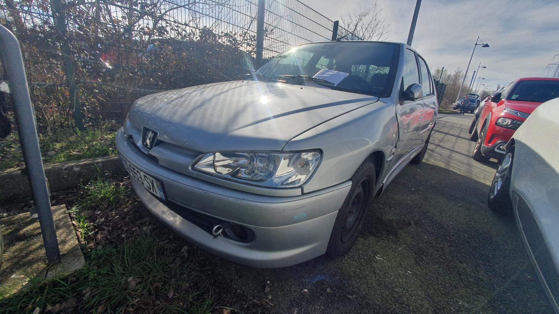 Paire Feux Arrière Peugeot 306 (03/1997 - 07/2001) Chrome - Neuve LAMPA 08852